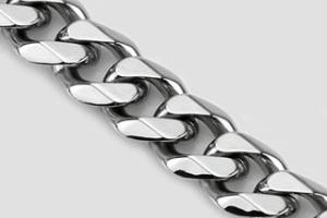 Stainless Steel Designer Heavy Curb Link Chain Necklace 24 Inch Length