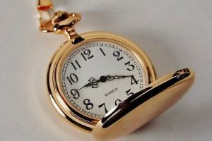 Personalized Pocket Watch Custom Engraved Rose Gold Color Quartz Pocket Watch with White Dial - Hand Engraved