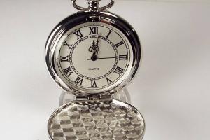 Engraved Pocket Watch Silver Crest Cover Personalized Quartz Battery Operated  - Hand Engraved