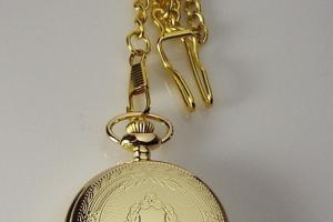 Engraved Pocket Watch Golden Crest Cover Personalized Quartz Battery Operated - Hand Engraved