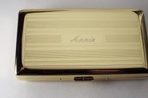 Custom Engraved Golden Cigarette Case Double Sided Linear Design 120s Personalized Cigarette Holder -Hand Engraved