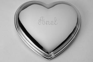 Jewelry Box Custom Engraved Personalized Silver Heart Shape Jewelry Box - Hand Engraved