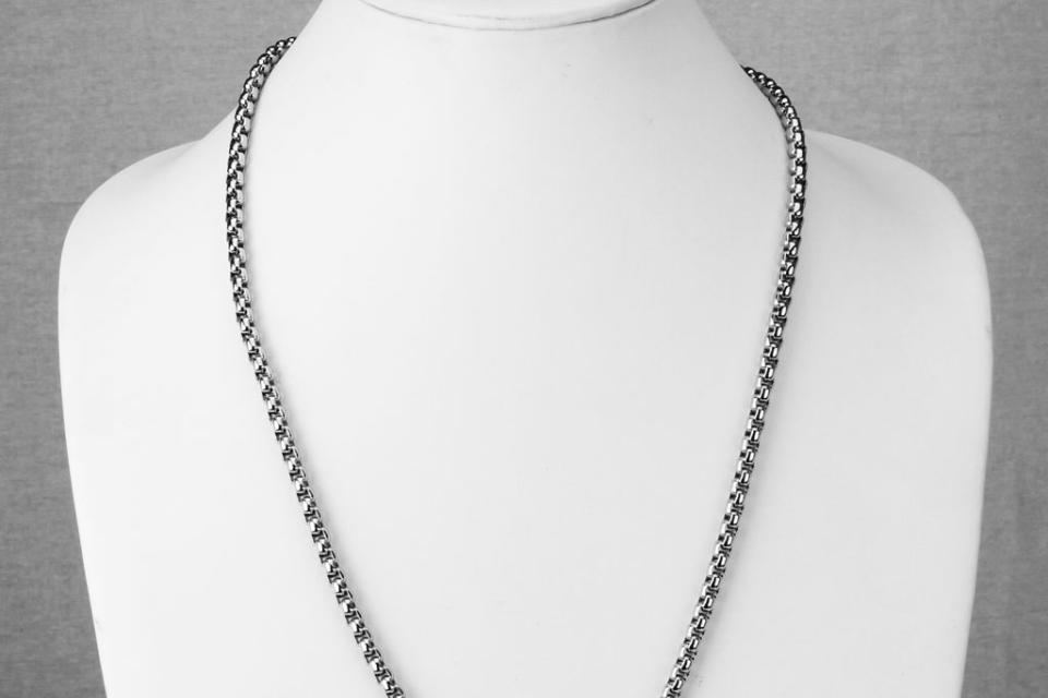 Stainless Steel Designer Chain Necklace 24 Inch Length Rounded Box Link