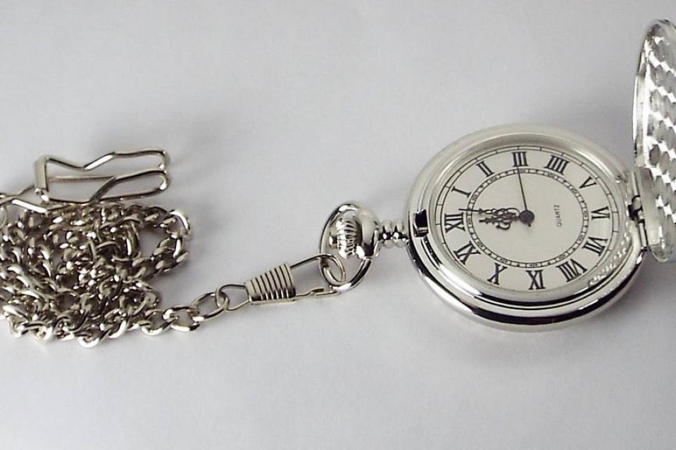 Engraved Pocket Watch Silver Crest Cover Personalized Quartz Battery Operated - Hand Engraved