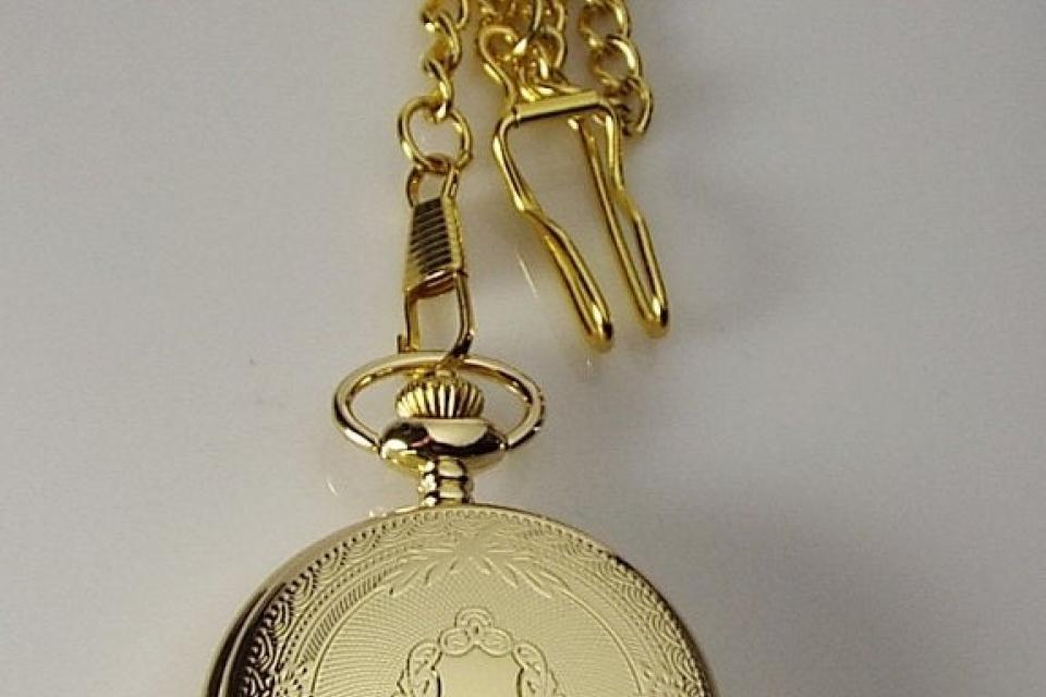 Engraved Pocket Watch Golden Crest Cover Personalized Quartz Battery Operated  - Hand Engraved