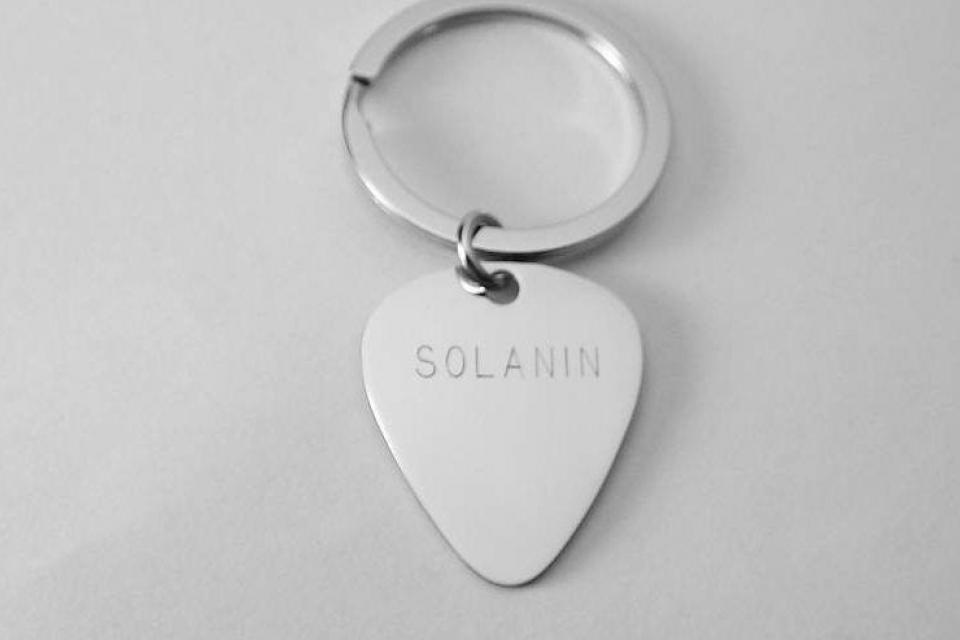 Custom Engraved Personalized High Polish Guitar Pick Key chain - Hand Engraved