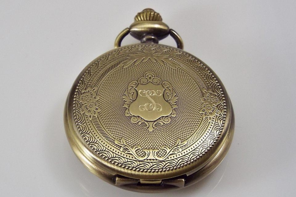 Engraved Pocket Watch Fancy Crest Cover Personalized Bronze Color Vintage Look Quartz Battery Operated - Hand Engraved