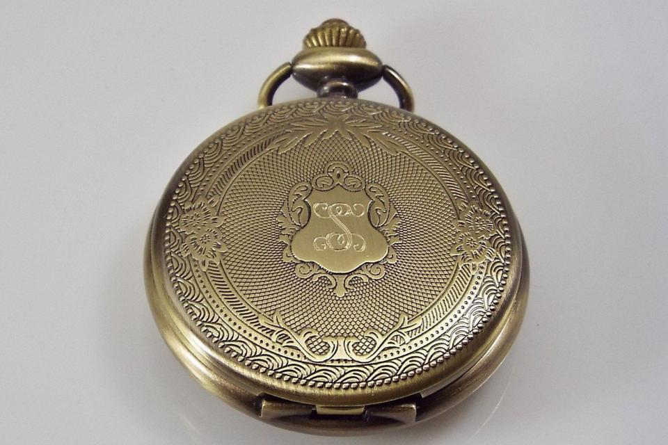 Engraved Pocket Watch Fancy Crest Cover Personalized Bronze Color Vintage Look Quartz Battery Operated  - Hand Engraved