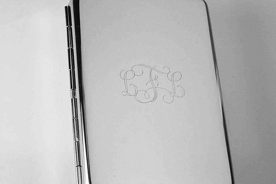 Custom Engraved Personalized Cigarette Case High Polish Double Sided 100s Size -Hand Engraved