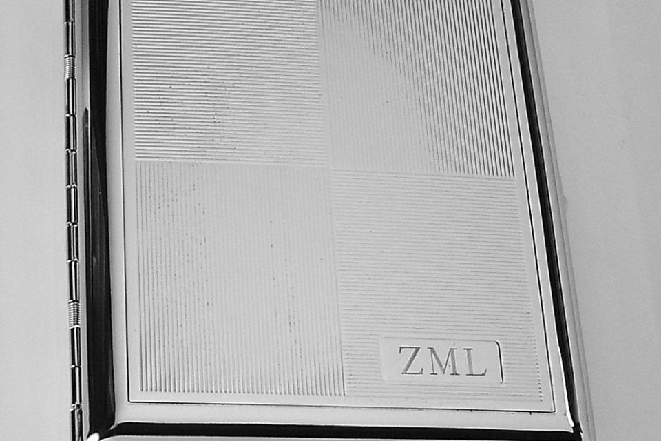 100s Cigarette Case Custom Engraved Personalized Double Sided Checkerboard Design 100s Cigarette Case -Hand Engraved