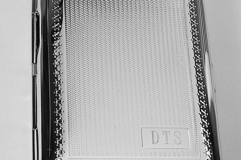 Custom Engraved Business Card Case or Kings Cigarette Case Double Sided -Hand Engraved