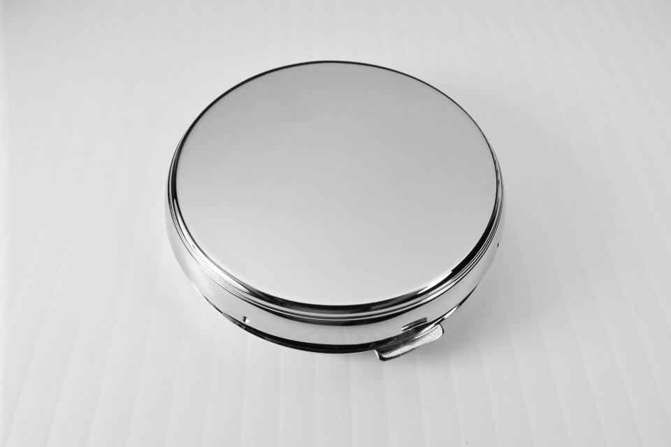 Custom Engraved Compact Mirror Personalized Non Tarnish Nickel Plated Flat Purse Mirror  - Hand Engraved