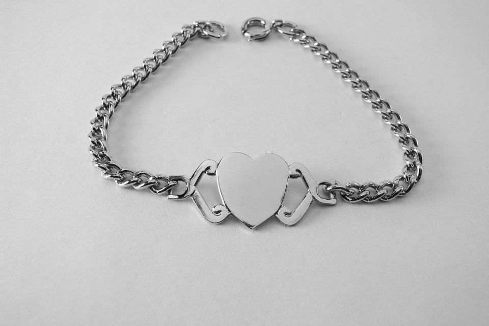 Personalized Jewelry Custom Engraved Silver Heart ID Bracelet 6.5 inch - Hand Engraved