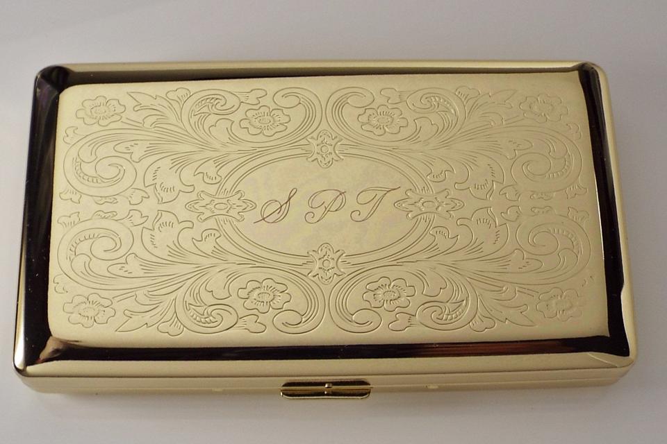 Personalized Golden 120s Cigarette Case Double Sided with Scroll Design Custom Engraved -Hand Engraved