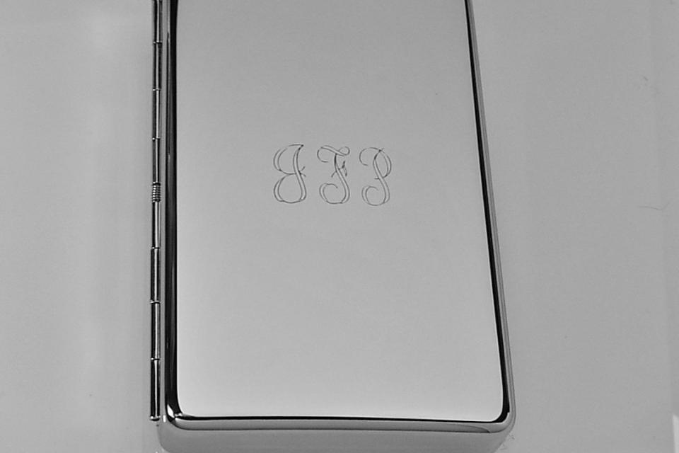 Custom Engraved Personalized Cigarette Case High Polish Double Sided 100s Size -Hand Engraved