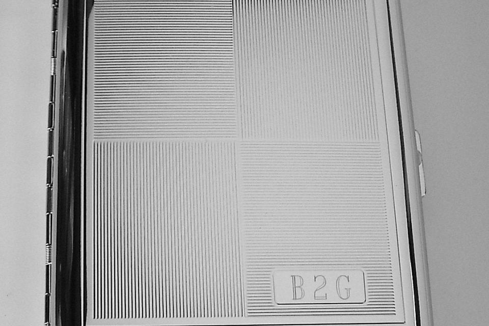 100s Cigarette Case Custom Engraved Personalized Double Sided Checkerboard Design 100s Cigarette Case -Hand Engraved