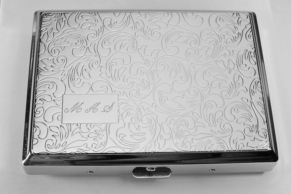 Custom Engraved Personalized Cigarette Case Double Sided 100s Case with Paisley Design  -Hand Engraved