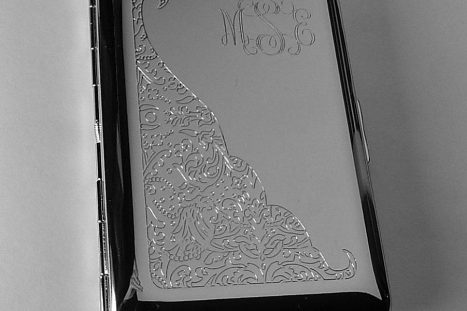 Custom Engraved Kings Cigarette Case with Scroll Design or Business Card Case Single Sided -Hand Engraved