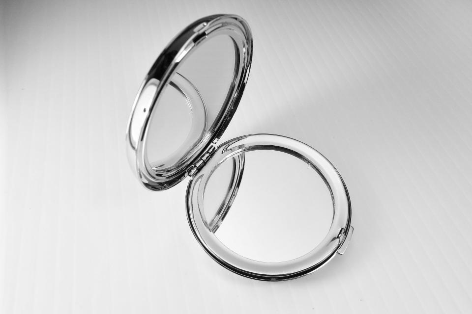 Custom Engraved Compact Mirror Personalized Non Tarnish Nickel Plated Flat Purse Mirror - Hand Engraved