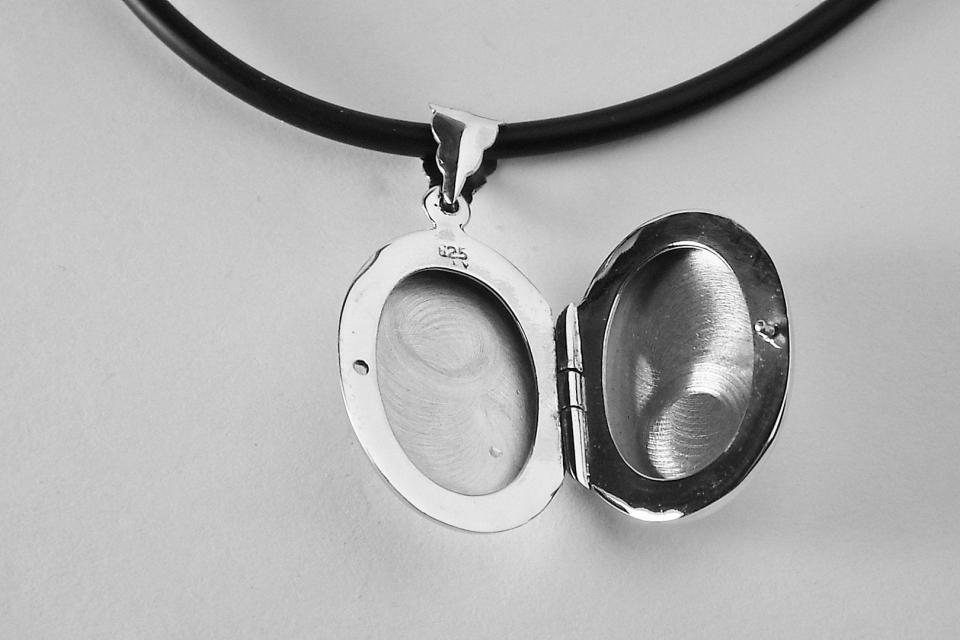 Personalized Oval Locket Custom Engraved Sterling Silver 7/8 Inch on 18 Sterling Silver Cable Chain  - Hand Engraved