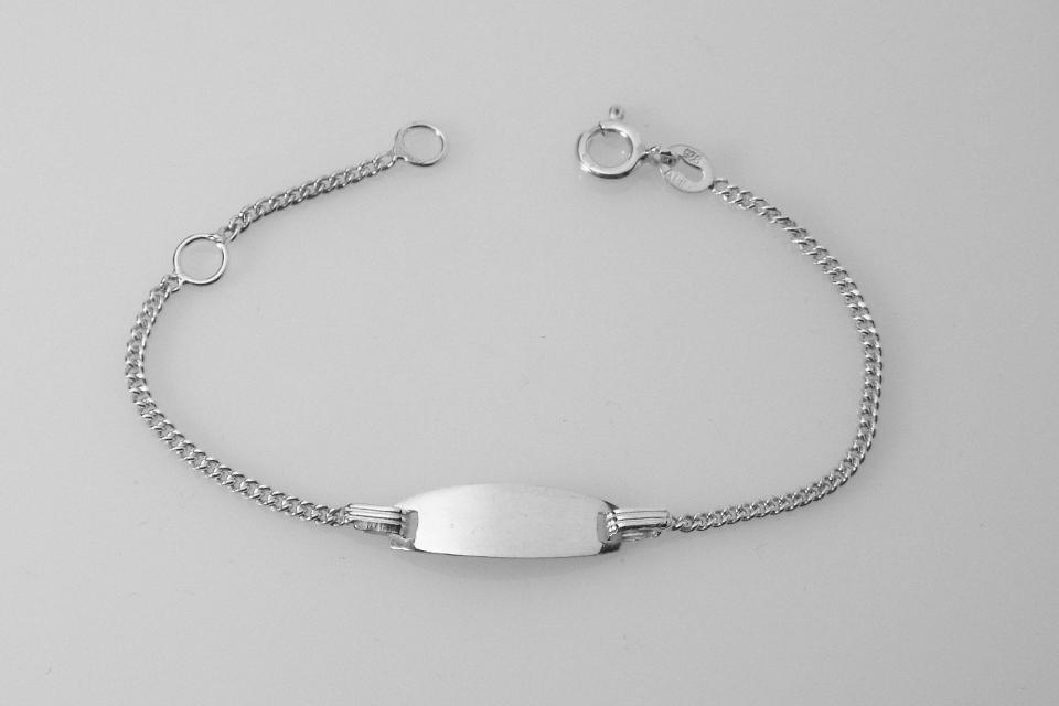 Custom Engraved Personalized Petite 5 to 5.5 Inch Childs Sterling Silver Cable Chain ID Bracelet - Hand Engraved