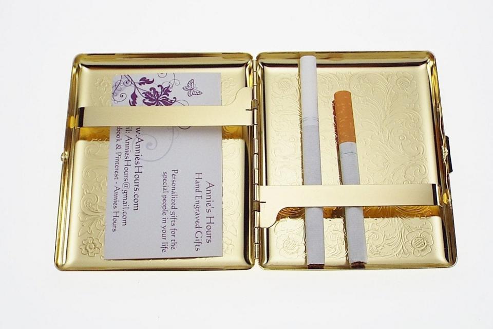 Cigarette Case Personalized Golden 100s Scrolling Design Custom Engraved Double Sided Case  -Hand Engraved