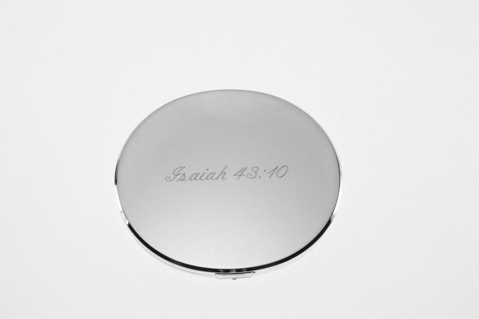 Custom Engraved Flat Compact Mirror Personalized Silver Plated Super Slim Purse Mirror  - Hand Engraved