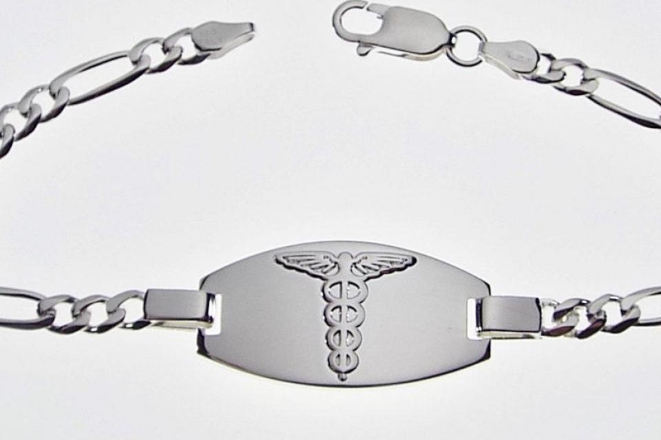 Free Engraving 8" Sterling Silver Figaro Link Chain Medical Sign ID Bracelet 