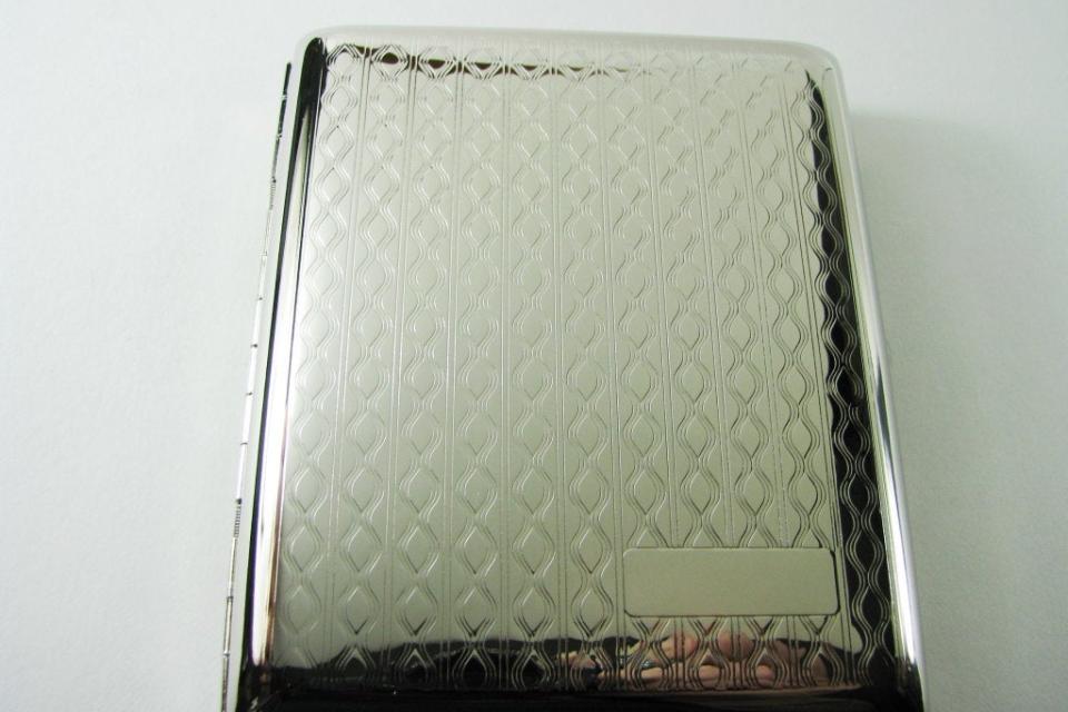 Cigarette Case Custom Engraved Personalized Double Sided 100s Cigarette Case with Diamond Pattern  -Hand Engraved