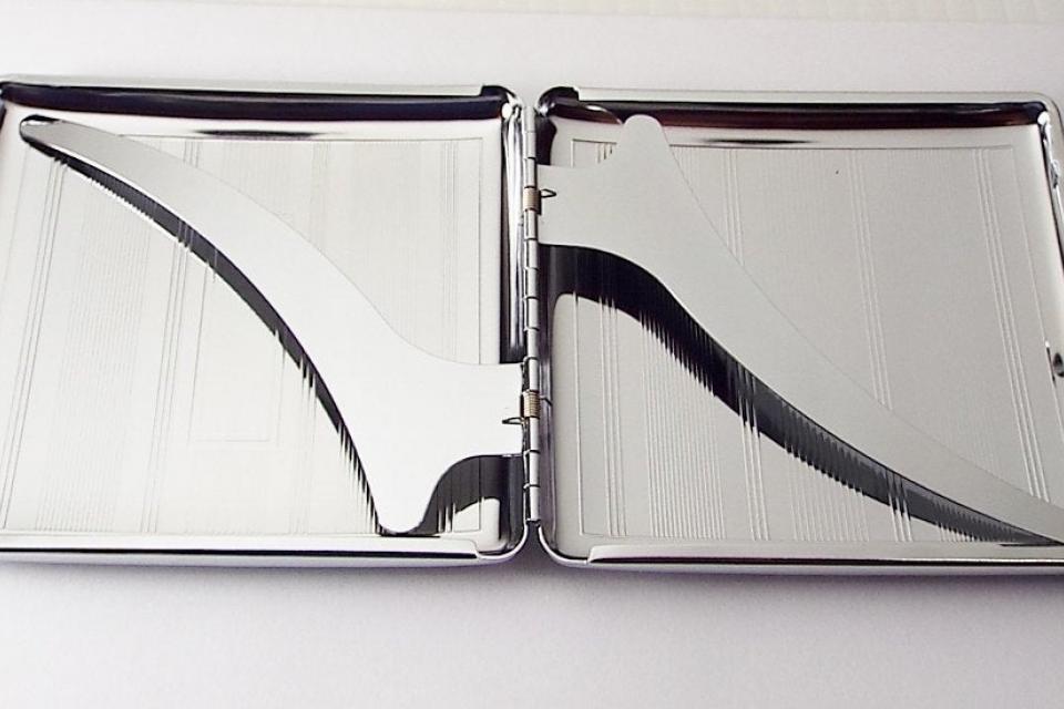 Custom Engraved Personalized Cigarette Case Double Sided Linear Design Kings Case  -Hand Engraved